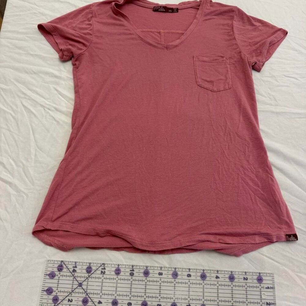 Prana Women's Pink T-shirt